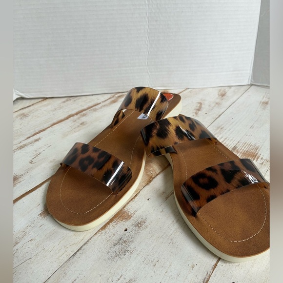 STEVE MADDEN leopard print slide sandals 9.5 chic cute summer animal print EUC - Picture 3 of 15